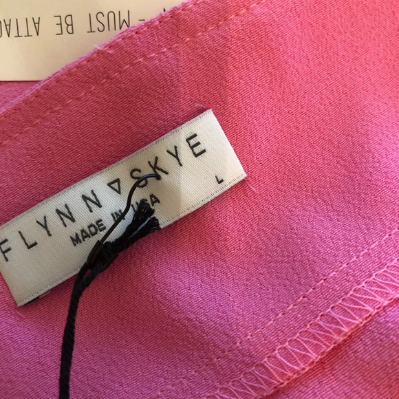 Flynn skye revolve pink Samantha skirt NWT large - Picture 6 of 6